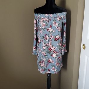 Ultra Flirt flower tunic
